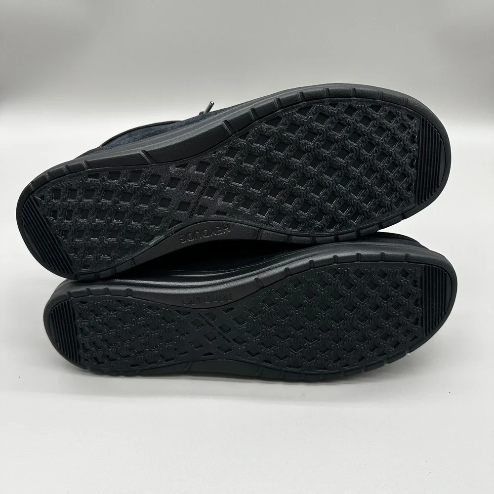 Hey Dude Wally Mid Gripr Warmth Shoes Mens 11 Black Suede Faux Fur Lined NEW